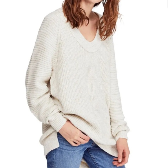 Free People Sweaters - NWT $148 Free People Ivory Deep Scoop Neck Knit Oversized Tunic Sweater Sz Small